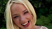 Missy Monroe is 19 years old, blonde and good looking, she earns her buns to please us men ... have fun