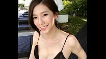 很會吸的女孩