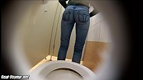Hot girl peeing hidden cam