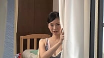 When I was fascinated by the change of clothes of a beautiful busty woman peeking through the window of the opposite room, I happened to be lucky erotic and tempted.