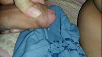 se la meto a mi hermanita dormida