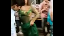 शादी के डांस में लड़की बोली मेरी चूची पकड़ के नाचेगा गांडू मेरी बुर में घुस जा मादरचोद