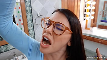 Splooge On Me & I'll Squirt You Back / Brazzers  / download full from http://zzfull.com/squi