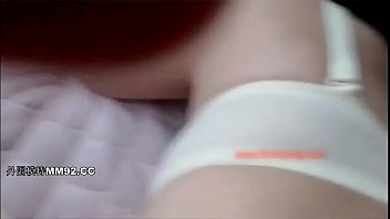 趁女友上班幹了她一起合租的氣質漂亮女閨蜜 多種體位玩弄幹得直叫受不了不要 不要 浪叫聲不斷～