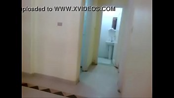 videosexnxx.com زبون في بيت دعارة مصري بيختار شرموطة تابع المزيد علي