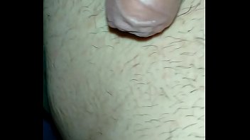 Abusando do Primo dormindo pau pequeno