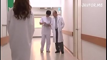 Chơi threesome em y tá Akiho Yoshizawa