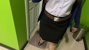 Student sells himself. Good job. Mocking. clear Thai voice