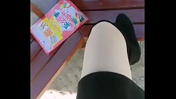 胆大网红主播西施猫大白天公园勾搭路人路边站立啪啪不够尽兴到车里继续玩呻吟超浪        外围模特MM92.CC