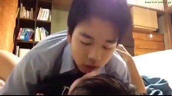 내방안에서 동생과 함께